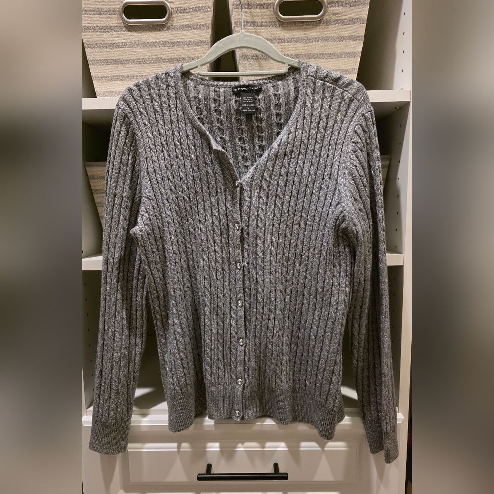 New York & Company Heather Gray Ribbed Cardigan